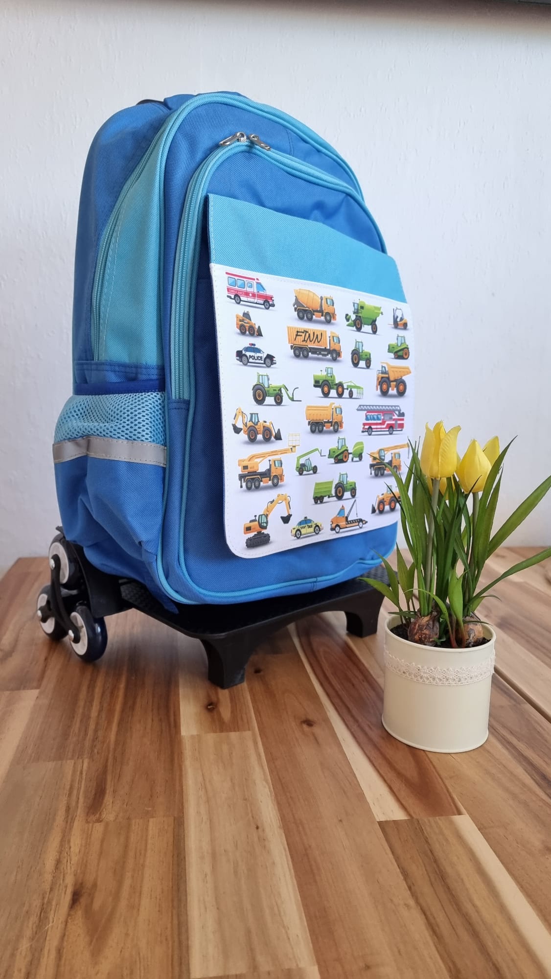 Trolley mit individuellem Aufdruck – echte Arbeit von LENZMEDIA