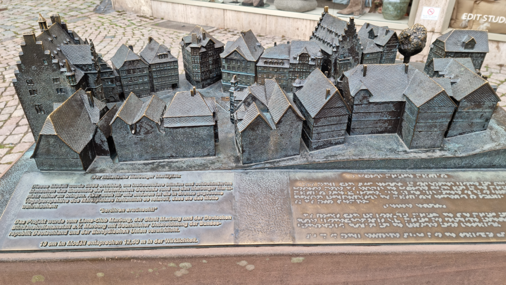 Modell des historischen Marburger Marktplatzes