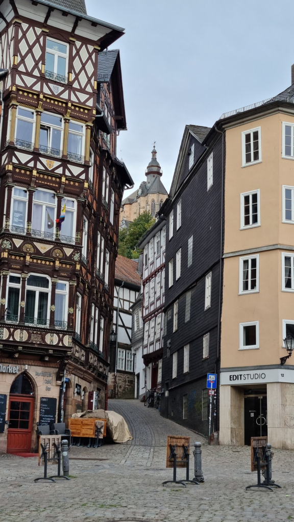 Historische Oberstadtgasse in Marburg